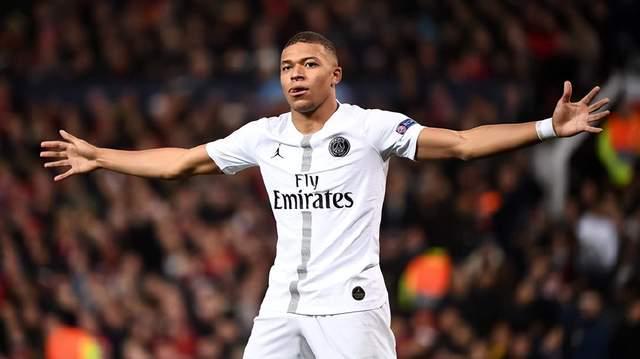 中超转会市场：广州队签下新前锋,（广州队完成前锋引援：中超转会最新消息）