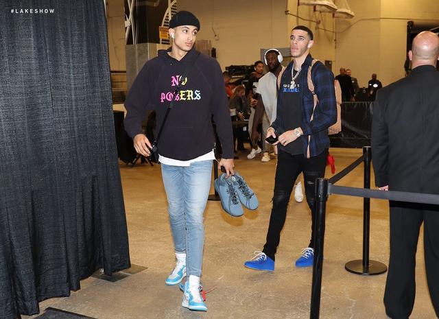 灰熊迎战奇才，惠特摩尔与沃特金斯因伤缺席（灰熊对决奇才，惠特摩尔与沃特金斯因伤缺阵）