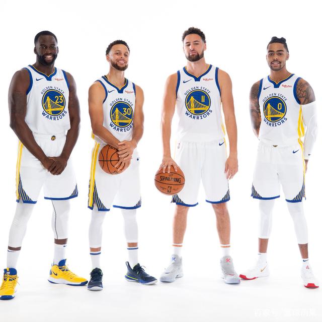 篮球NBA球员合约更新信息公开（NBA球员合同最新动态公布）