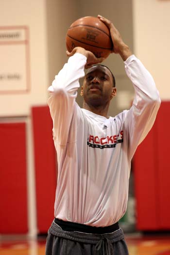 丘库埃泽：第一次与梅西同场竞技，我无法把视线从他身上移开（丘库埃泽：与梅西首次同场，我的目光始终离不开他）