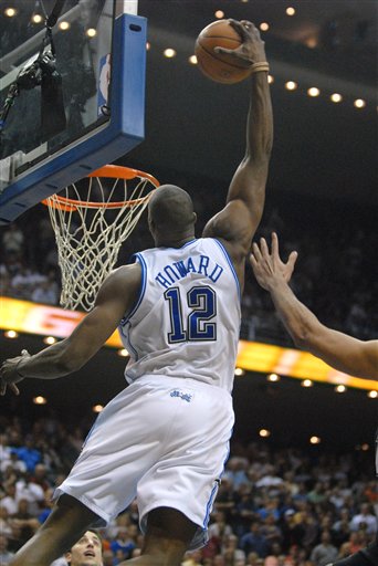 球员被球迷喊“去找个班上”，加图索：坦白地说这让我很难受（球迷冲球员喊“去上班”，加图索直言：这让我很难过）