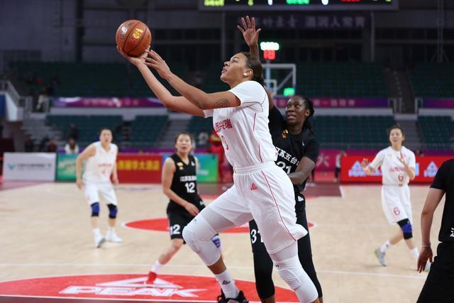 2025／26赛季英超：这就是英超欧战成绩不好的原因？29天9赛能顶的住吗（2025／26英超赛季：欧战低迷因何而至？29天9场能撑得住吗）