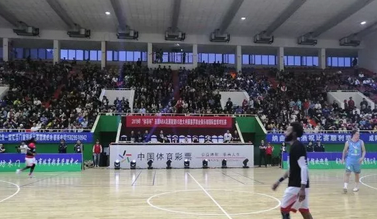 八段锦第二式左右开弓似射雕动作分解，手把手教学（八段锦第二式左右开弓似射雕详解：动作拆解与手把手教学）