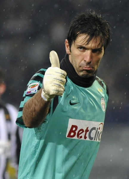 自弗里克后首位，齐沃执教生涯前四场欧冠全部获胜（齐沃成继弗里克后首人：执教欧冠前四战全胜）