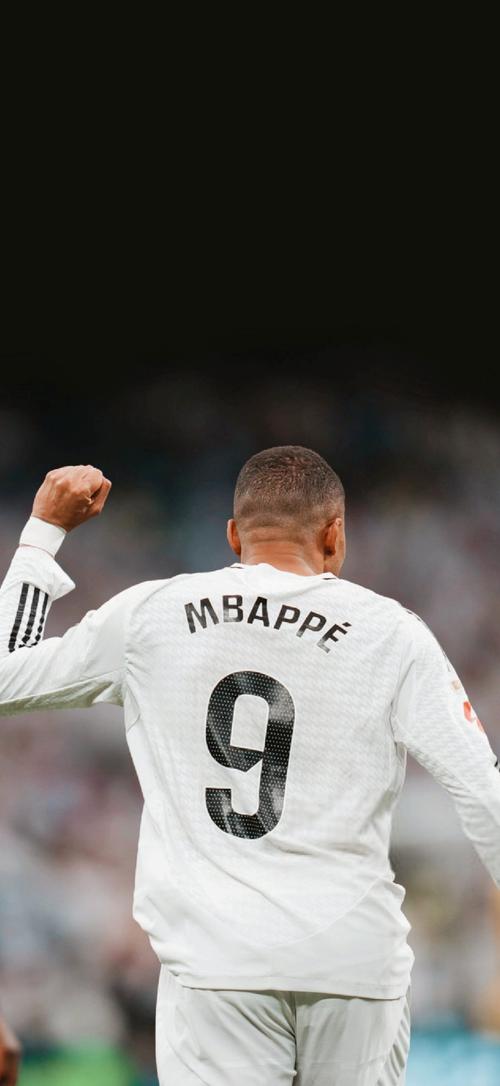 跟队：尤文关注柏林联合中卫迪奥戈-莱特，球员合同6月到期（队记：尤文有意柏林联合中卫迪奥戈-莱特，合同今夏6月到期）